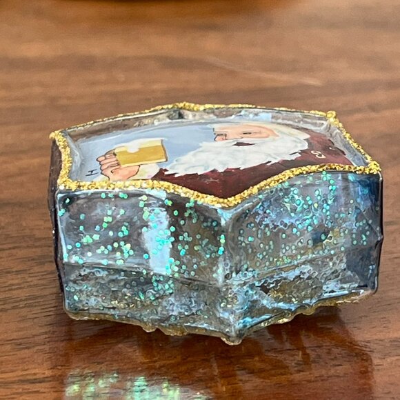 Merck Old World Christmas Santa Claus w/ Beer Inside Art Ornament 2001 Snowflake - Picture 5 of 7